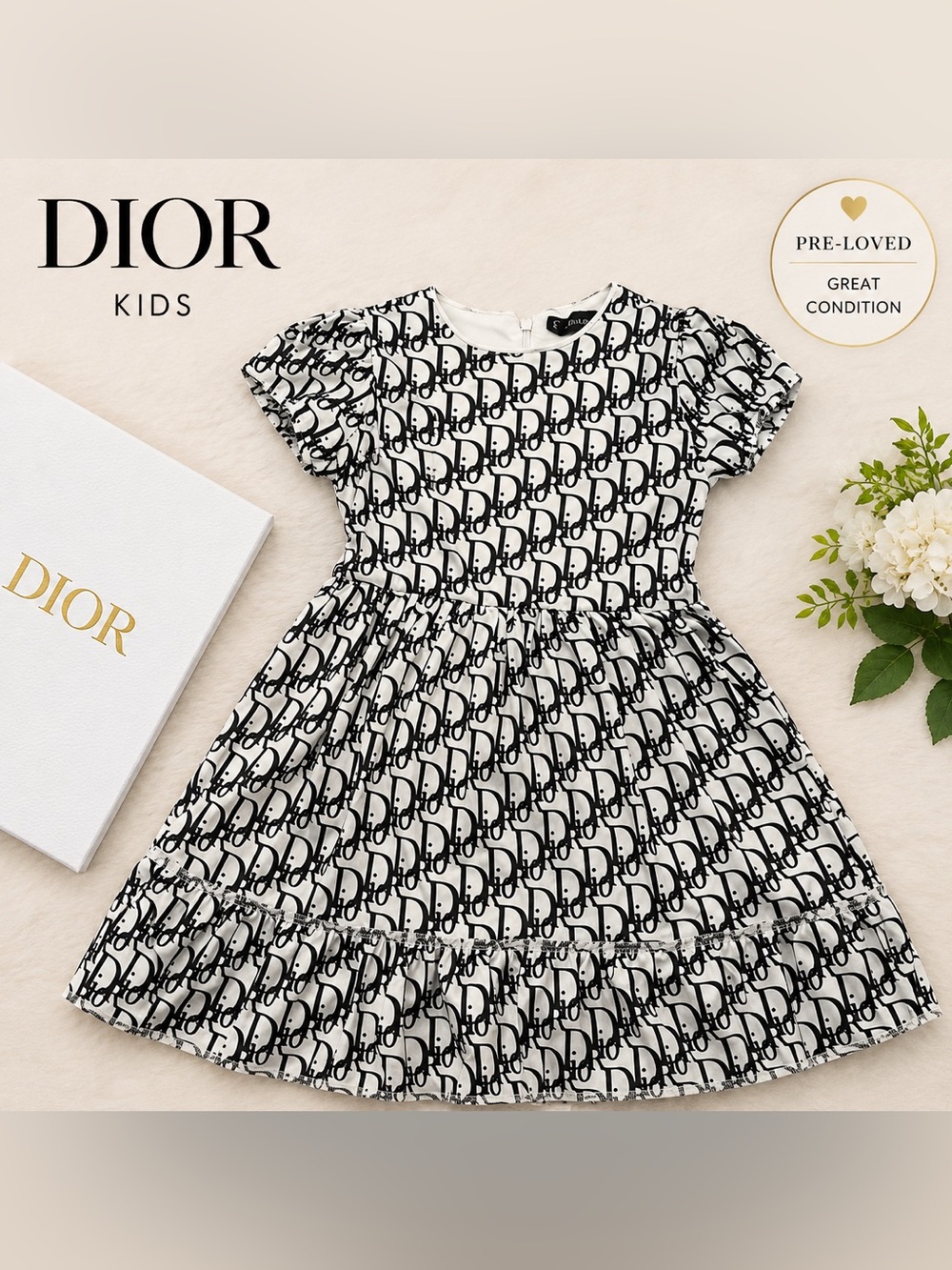 🤍🖤Pre-Loved Kids Monogram Dress 🤍🖤